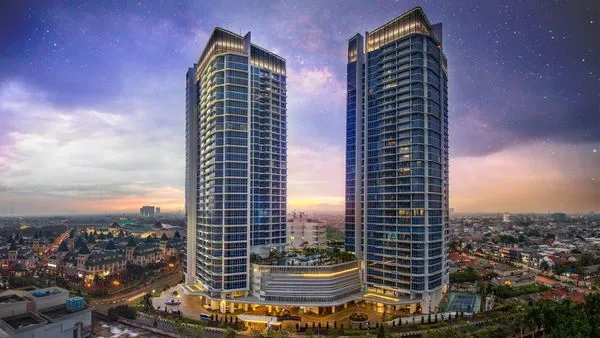 Image more THE WINDSOR