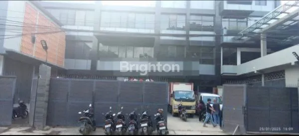 image DIJUAL GUDANG SUNTER (1)