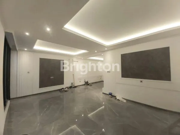 image RUMAH 2 LANTAI BARU GRESS SEMI FURNISHED DEKAT UNDIP, POLINES, CANDIGOLF COUNTRY CLUB (4)