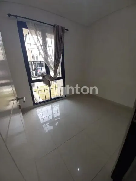 image RUMAH CITRA RAYA CARONA PARK (2)