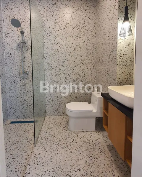 image MUNGIL TAPI CANTIK & ELEGAN, SUMMERFIELD VILLA & RESIDENCE AT JIMBARAN, BALI (6)