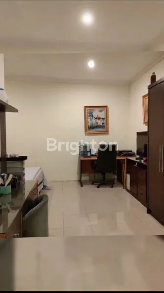 RUMAH 1 LANTAI DI PERMATA BUANA.