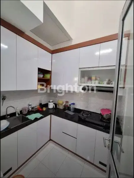 image RUMAH MEWAH 2KT FULL FURNISHED DI MALIBU VILLAGE GADING SERPONG (2)