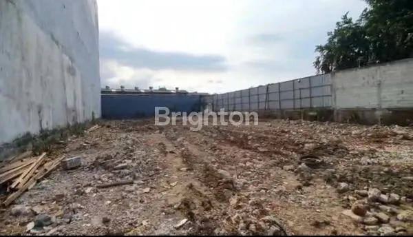 image TANAH KOMERSIAL PINGGIR JALAN RAYA DAAN MOGOT (1)