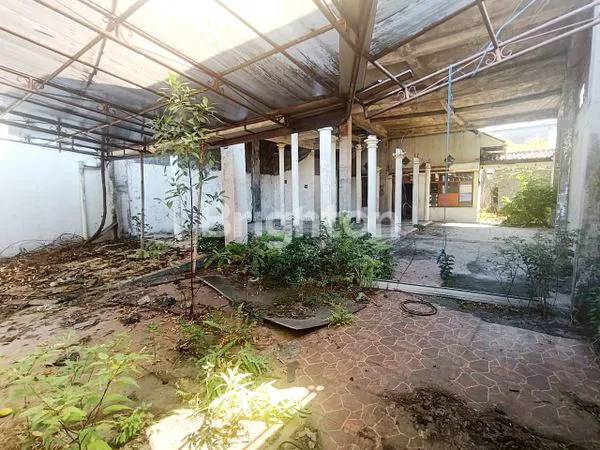 image GUDANG KOMERSIAL STRATEGIS 500M² DI KEPATIHAN, DEKAT BCA SOLO (3)