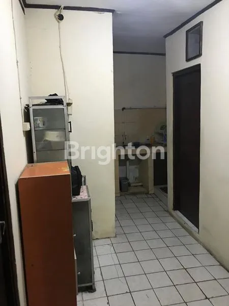 image RUMAH MEWAH 2 LANTAI STRATEGIS DEKAT PLAZA INDONESIA, TANAH ABANG (4)