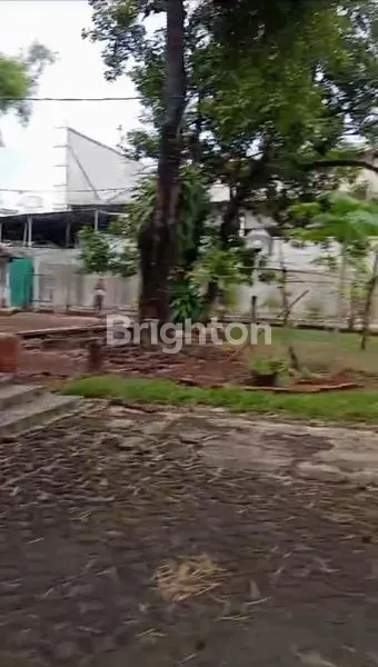 TANAH DAN BANGUNAN TUA DIJUAL HITUNG TANAH SAJA