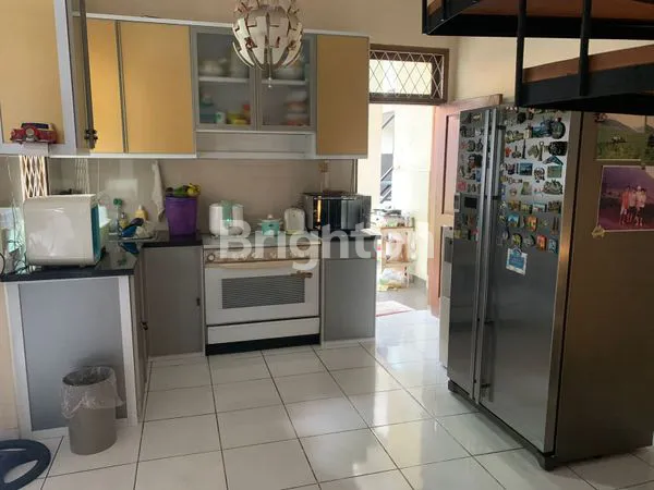 image RUMAH DI BINTARO SEKTOR 7, ADA 10 KAMAR TIDUR, LOKASI STRATEGIS, TANGERANG SELATAN (3)