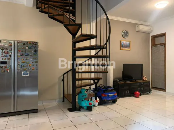 image RUMAH DI BINTARO SEKTOR 7, ADA 10 KAMAR TIDUR, LOKASI STRATEGIS, TANGERANG SELATAN (5)