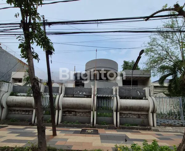 image RUMAH 2 LANTAI NOL JALAN DOUBLE WAY RAYA MANYAR KERTOARJO COCOK UNTUK BISNIS PREMIUM KAWASAN ELITE SURABAYA TIMUR, KANTOR, RESTO, CAFE, BANK, SHOWROOM  STRATEGIS DEKAT GALAXY MALL DHARMAHUSADA INDAH KERTAJAYA INDAH MERR (2)