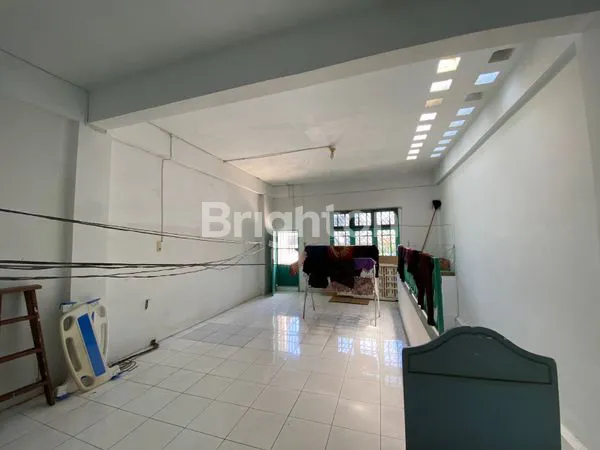image RUKO STRATEGIS 2½ LANTAI DI INTI KOTA – JL. SUMATERA, MEDAN (8)