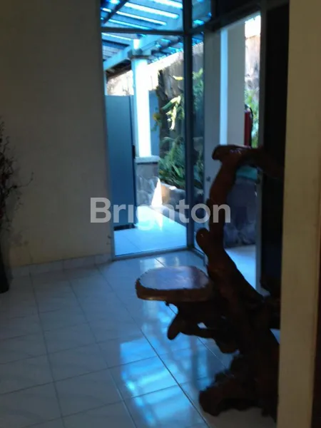 image RUMAH BESAR BISA DIFUNGSIKAN UNTUK USAHA & KANTOR DI RENON, PUSAT KOTA DENPASAR (3)