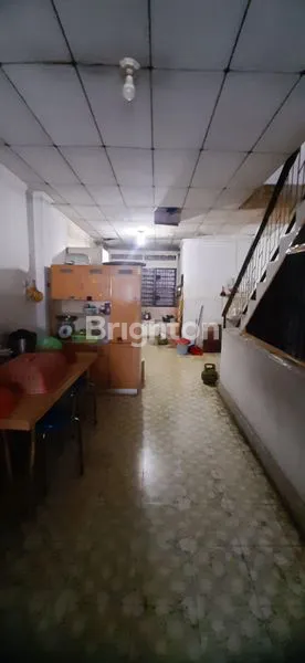 image RUKO 4.5 LANTAI STRATEGIS DEKAT PAJAK BERUANG, MEDAN AREA (3)