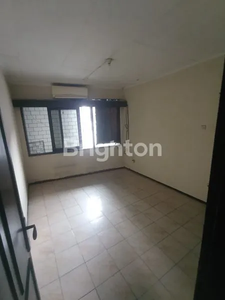 image DISEWAKAN RUKO STRATEGIS 2 LANTAI DENGAN HOOK, 2 MUKA DI LENGKONG KECIL SAYAP ASIA AFRIKA BANDUNG (5)