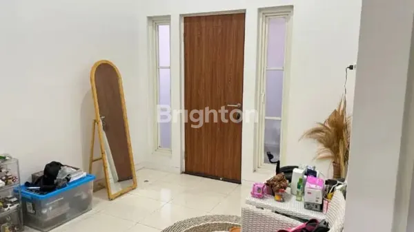 image RUMAH FULL FURNISHED 2 LANTAI DI DAMARSI BUDURAN SIDOARJO  (1)