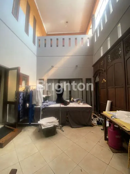image JUAL RUMAH CANTIK DI TATANG SUMANTRI, MEKAR WANGI, BANDUNG (4)