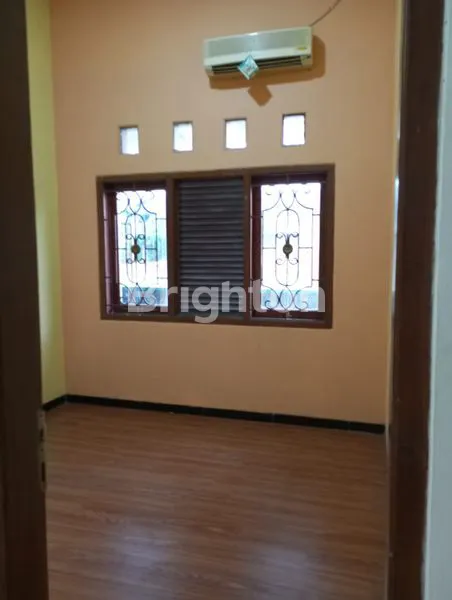 image RUMAH SIAP HUNI DEKAT KAWASAN BERKEMBANG FAJAR INDAH (8)