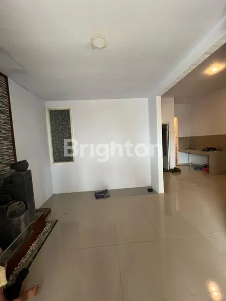 image RUMAH RICH VILAGE JEMBER (4)