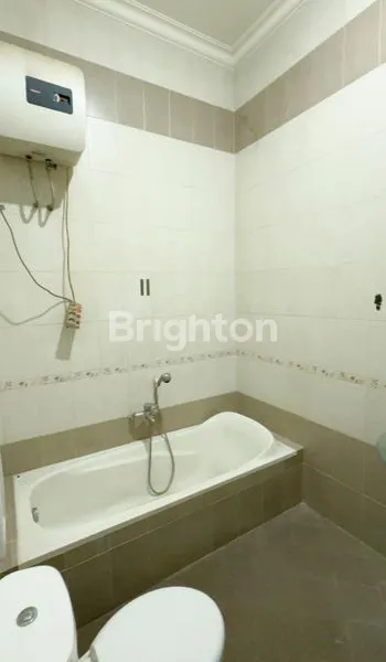 image TURUN HARGA. BU !!! RUMAH BAGUS & LUAS DI LINGKUNGAN EKSLUSIF PERMATA JINGGA MALANG (6)