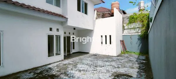 image RUMAH 2LT DIKAWASAN ELITE PURI SURYA JAYA DENGAN FASILITAS LENGKAP,COCOK UNTUK HUNIAN DAN INVESTASI (6)