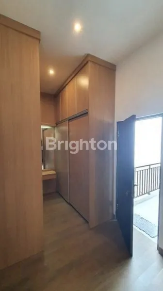 image RUMAH FURNISHED 2 LANTAI DI ASTEK, BSD (7)