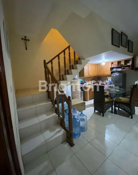 image RUMAH MEWAH DI VILLA SERPONG BSD - SHM SIAP KPR (5)