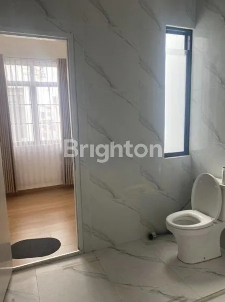 image CLUSTER VIRIDIA 3 LANTAI (FURNISHED) DI LAVON 2, CIKUPA (8)