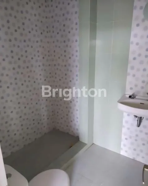 image DISEWA RUMAH 2 LANTAI SIAP HUNI REGENCY BALIKPAPAN (3)