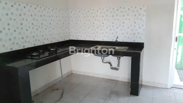 image DISEWA RUMAH 2 LANTAI SIAP HUNI REGENCY BALIKPAPAN (4)