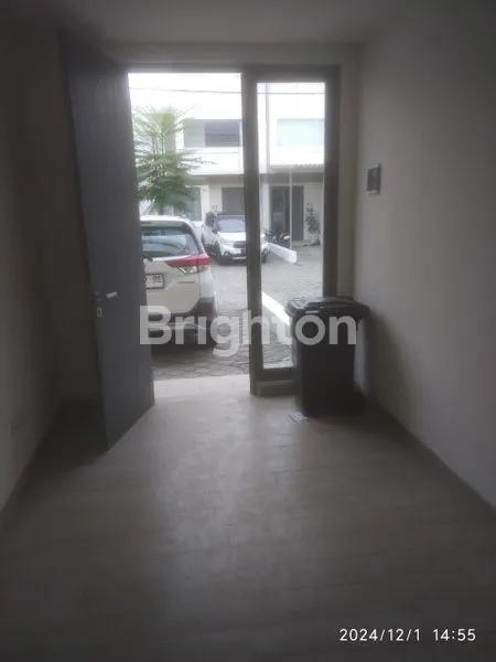 image DIJUAL RUMAH 2 LANTAI , BARU GRESS DI PERUMAHAN THE JUANDA, SEDATI, SIDOARJO  (3)