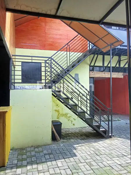 image RUKO PREMIUM 3 LANTAI JEMBER (2)