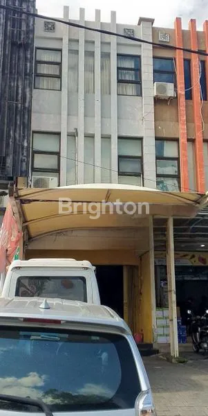 image RUKO 3 LANTAI, BISA KPR . LOKASI JALAN DEWI SRI , KUTA . BALI (1)