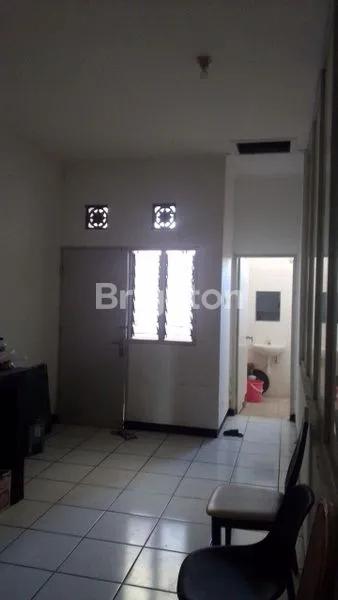 image RUKO 3 LANTAI, BISA KPR . LOKASI JALAN DEWI SRI , KUTA . BALI (5)