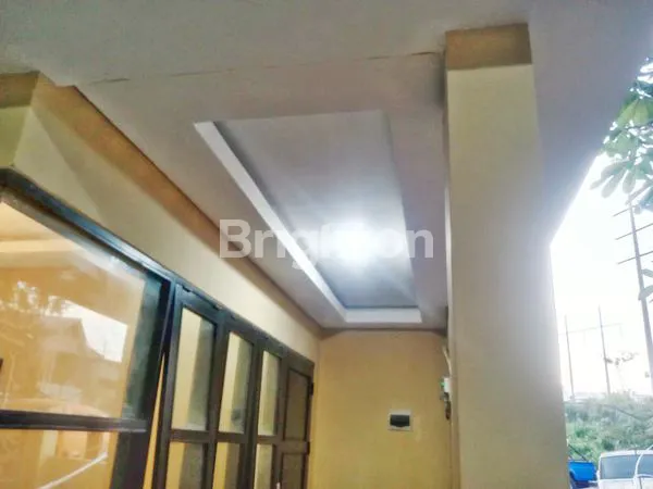 image JUAL CEPAT RUMAH STRATEGIS DI TUNJUNG SARI - GATOT SUBROTO BARAT, DENPASAR | 4KT | DEKAT TIARA GATSU, SEKOLAH, WISATA & KULINER HITS (8)