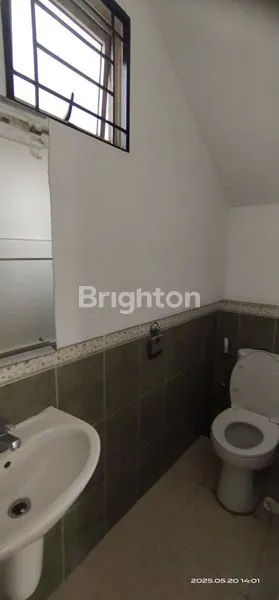 image RUMAH SEMI FURNISH PONDOK HIJAU GOLF GADING SERPONG TANGERANG (6)