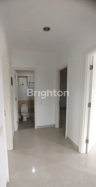 image RUMAH SEMI FURNISH PONDOK HIJAU GOLF GADING SERPONG TANGERANG (7)