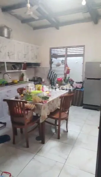 image RUMAH STRATEGIS DEKAT EXIT TOL GAYAMSARI DAN USM (2)