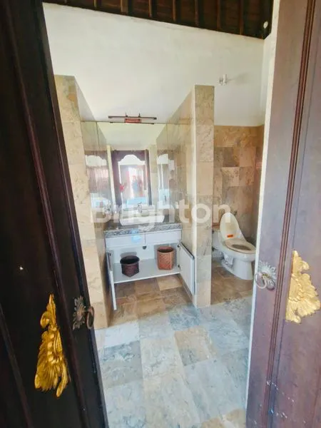 image VILLA SIAP HUNI DI DAERAH NUSA DUA , UNGASAN BALI DEKAT PANTAI MELASTI DAN PANDAWA (8)