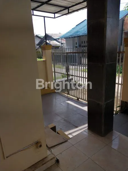 image RUMAH SAMBUTAN LUAS DAN ASRI (3)