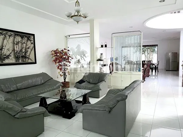 image RUMAH LUAS JALAN BESAR IMAM BONJOL - IR. H JUANDA - SUDIRMAN (2)