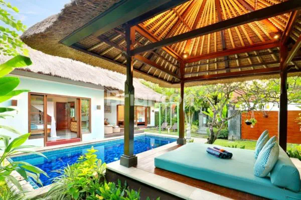 image VILLA FULLY FURNISHED IN CENTRAL PETITENGET SEMINYAK, BADUNG, BALI (2)