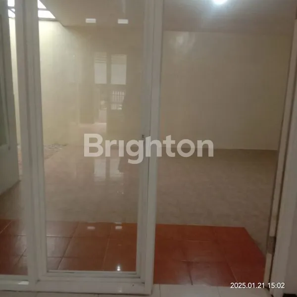 image RUMAH LOKASI STRATEGIS DAN MURAH DI PERMATA JINGGA KOTA MALANG (6)