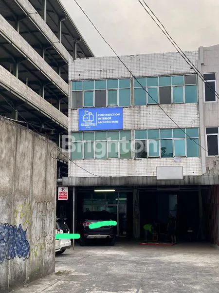 RUKO 3 LT PONDOK BAMBU