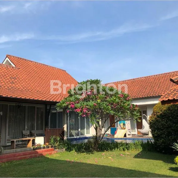 RUMAH MEWAH 788M² PLUS KOLAM RENANG DI BINTARO SEKTOR 2