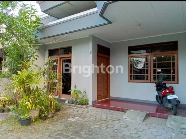 image SEWA RUMAH DIKEMBAR SIAP HUNI LB 180 KOMPLEK NYAMAN  (3)