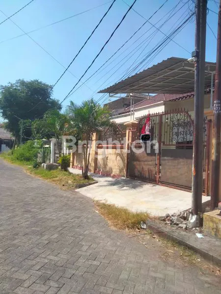 image DI SEWAKAN RUMAH NGAGEL JAYA TENGAH  (2)