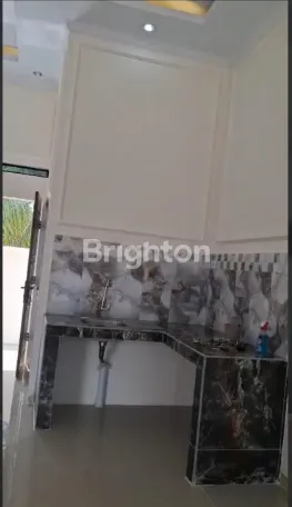 image RUMAH MEWAH 2KT DI PUTRI AYU - HALAMAN LUAS, SHM LENGKAP (4)