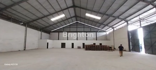 image DISEWAKAN GUDANG (2)