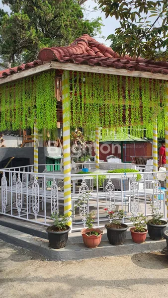 image TEMPAT USAHA RESTO VIEW ALAM PEGUNUNGAN ASRI DAN SEJUK DI PRIGEN PASURUAN (3)