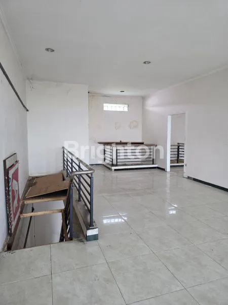 image RUKO 3 LANTAI STRATEGIS PLONG SIAP PAKAI PAMULARSIH SEMARANG BARAT (6)